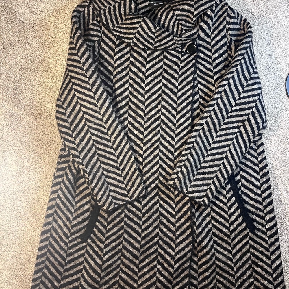 Adrienne Vittadini Black and Tan Chevron Coat